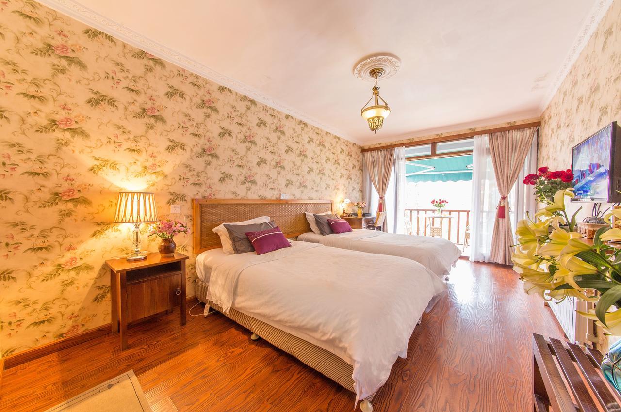 נינגלנג Lugu Lake In Love Inn Hostel מראה חיצוני תמונה