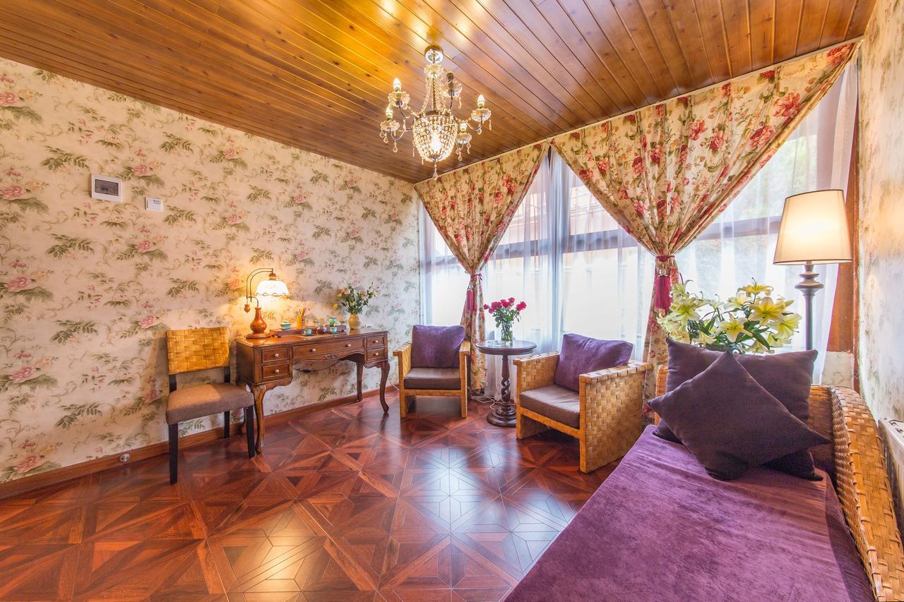 נינגלנג Lugu Lake In Love Inn Hostel מראה חיצוני תמונה