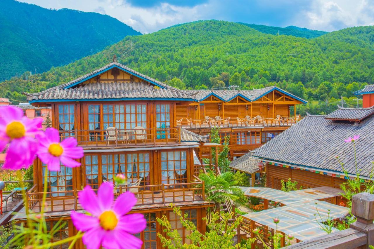 נינגלנג Lugu Lake In Love Inn Hostel מראה חיצוני תמונה