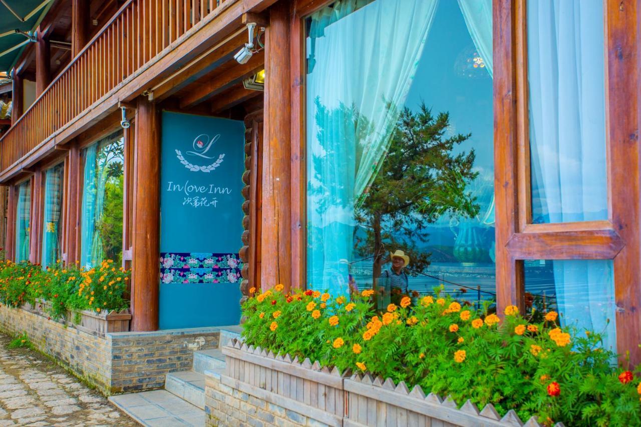 נינגלנג Lugu Lake In Love Inn Hostel מראה חיצוני תמונה