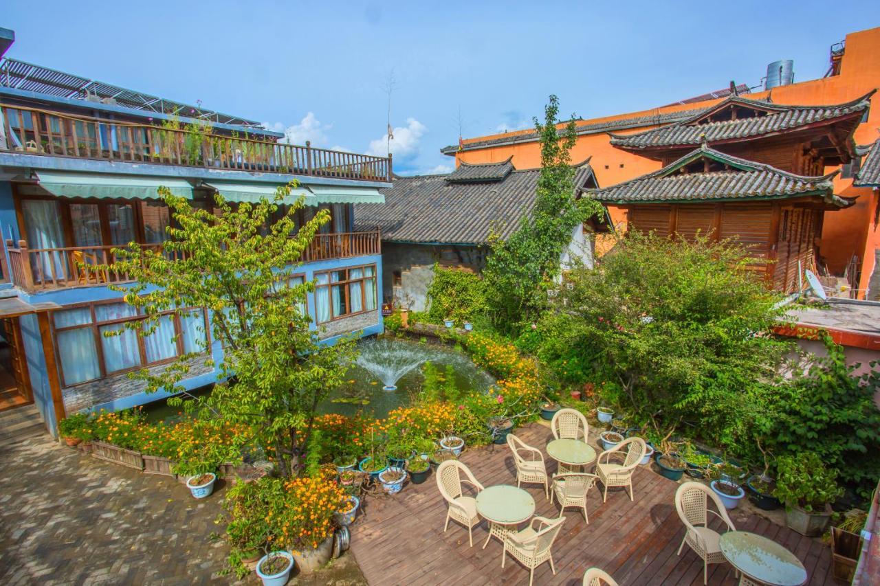 נינגלנג Lugu Lake In Love Inn Hostel מראה חיצוני תמונה